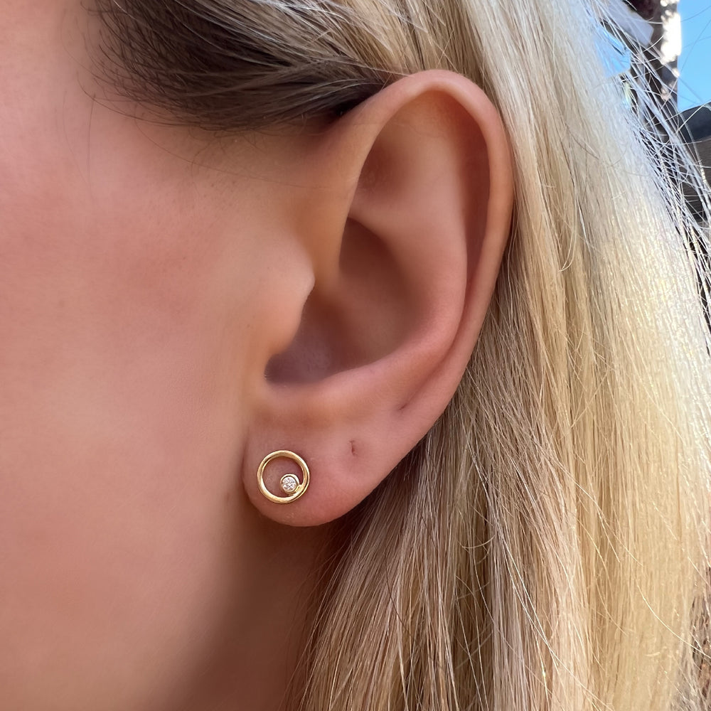 
            
                Load image into Gallery viewer, Simple Diamond Open Circle Studs in 14k Gold From Alexandra Marks Jewelry
            
        