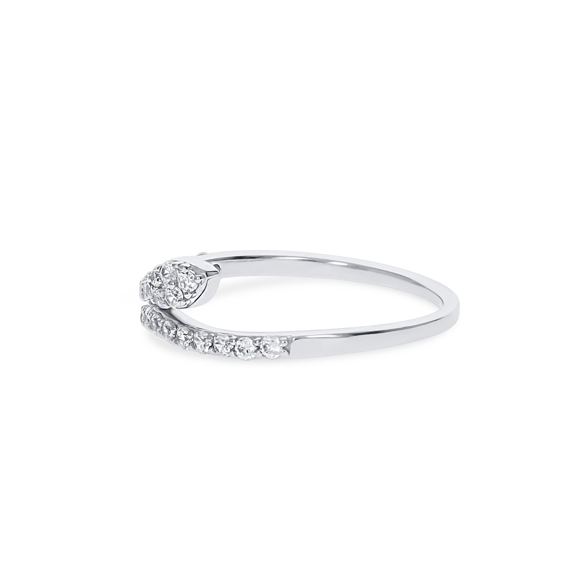 Dainty Snake Ring in Silver 