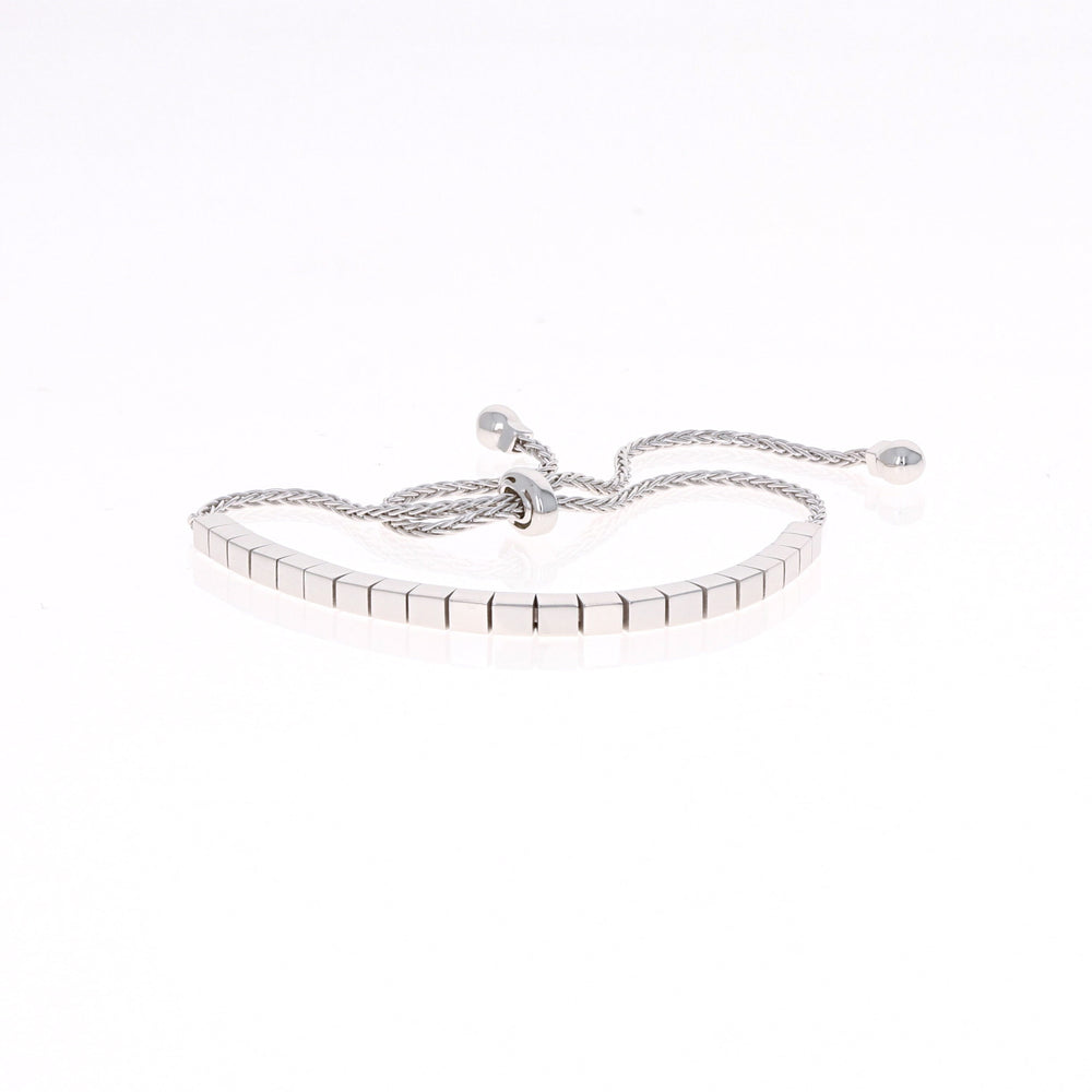 
            
                Load image into Gallery viewer, Silver Shiny Square Bracelet
            
        