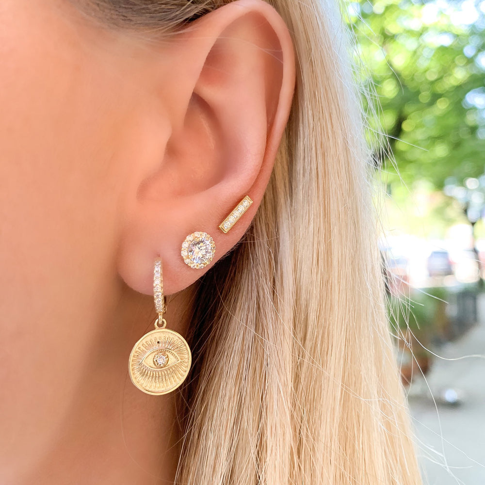 
            
                Load image into Gallery viewer, Wearing the gold halo stud earring in our second earring hole
            
        
