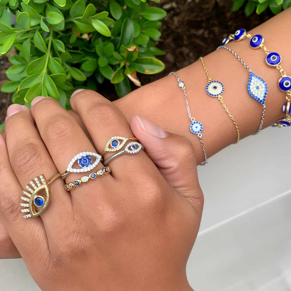 
            
                Load image into Gallery viewer, Evil Eye Dainty Everyday Bracelets from Alexandra Marks jewelry
            
        