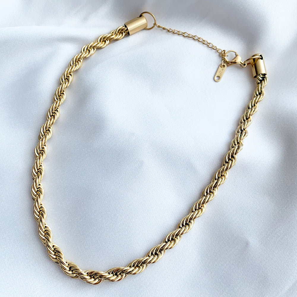 Alexandra Marks gold rope chain short necklace