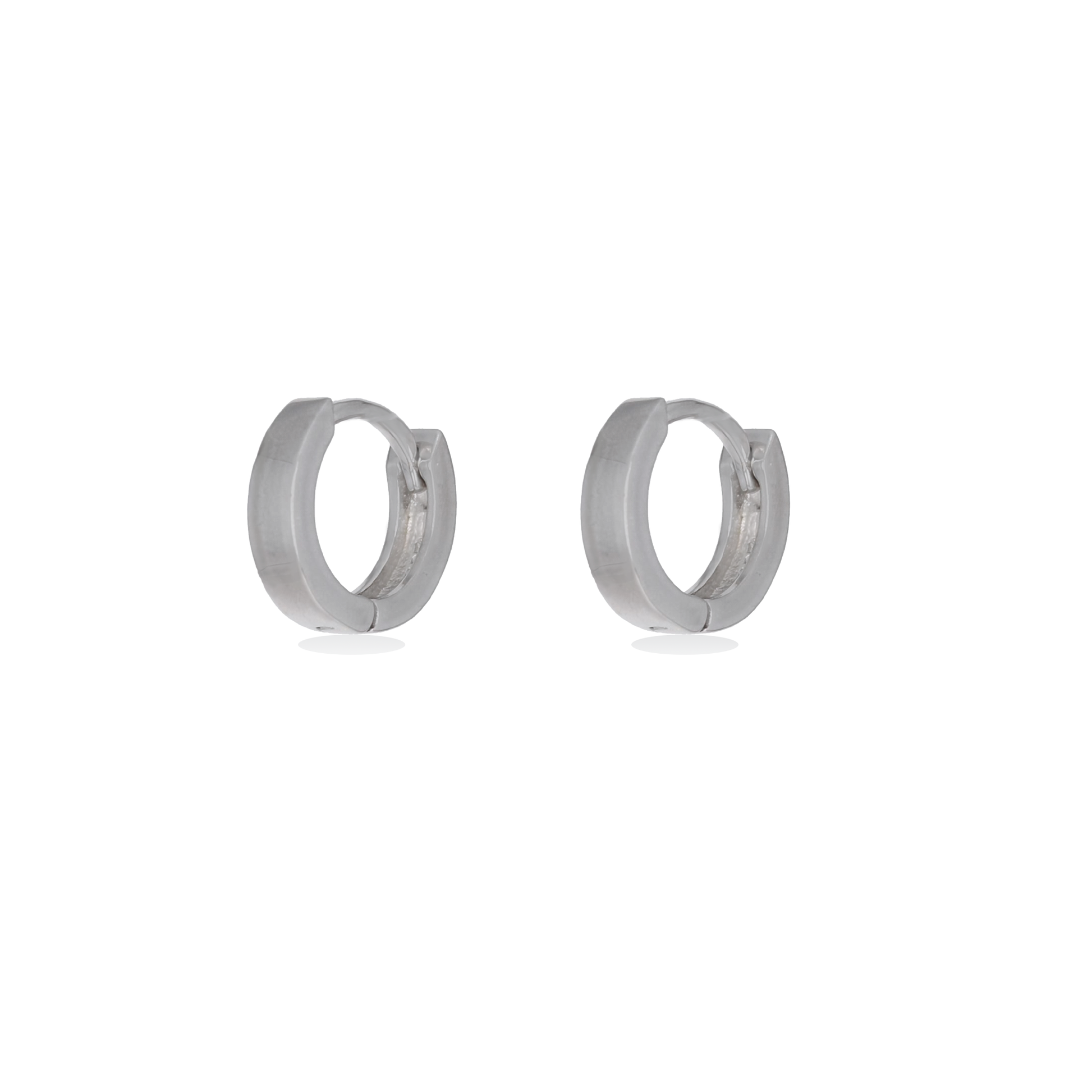 Small plain silver hoop earrings hot sale