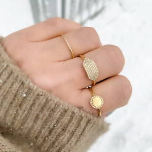 
            
                Load image into Gallery viewer, Wearing our thin pave&amp;#39; diamond 14kt gold ring
            
        