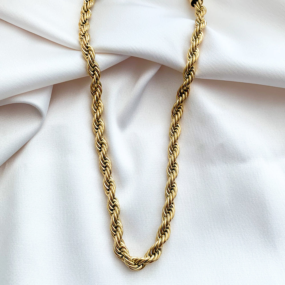 Alexandra Marks Jewelry - Gold twisted rope chain choker necklace